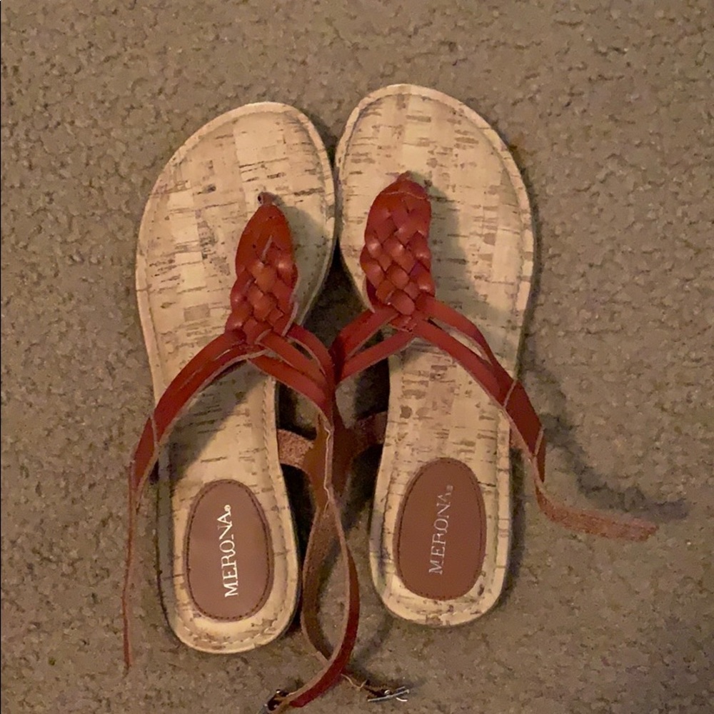 merona t strap sandals